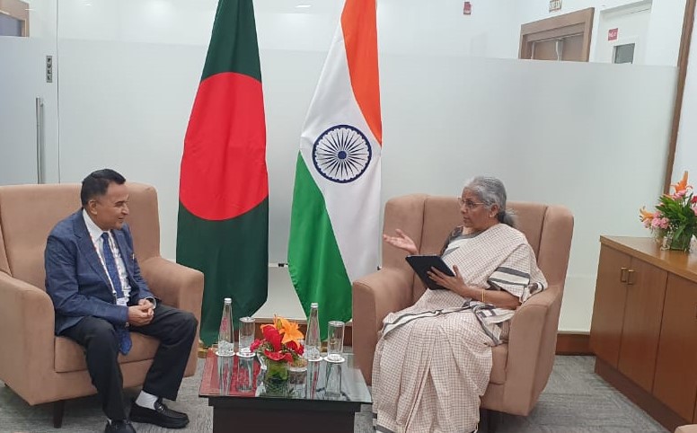 শেখ হাসিনার নেতৃত্বের প্রশংসা, ঢাকার সাথে আরও কাজ করতে চায় দিল্লি