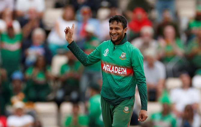 ফেসবুকে দেশসেরা সাকিব