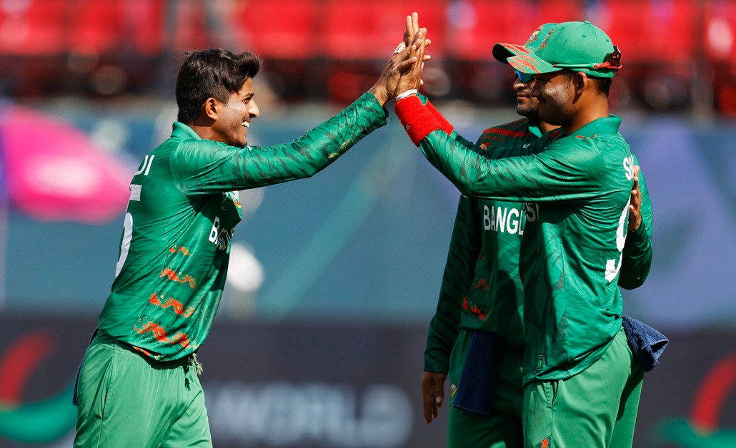 বোলিং নিয়ে হতাশ সাকিব