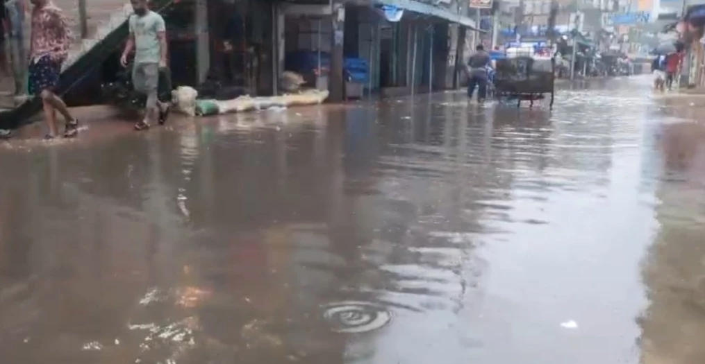 Non-stop rain causes waterlogging and overflow of drains in Gazipur
