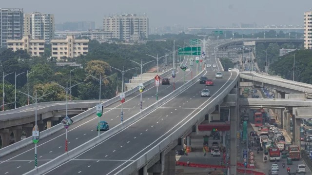 New exit ramp opens at Karwan Bazar on Dhaka Elevated Expressway