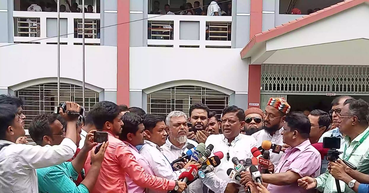 Jatiya Party‍‍`s mayor candidate says agents forbidden from entering polling booths