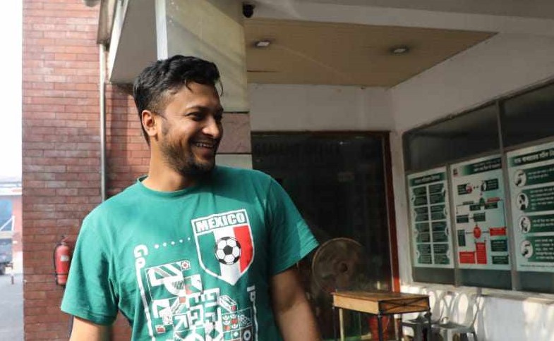 মিরপুরে সাকিব ও হাথুরুসিংহে