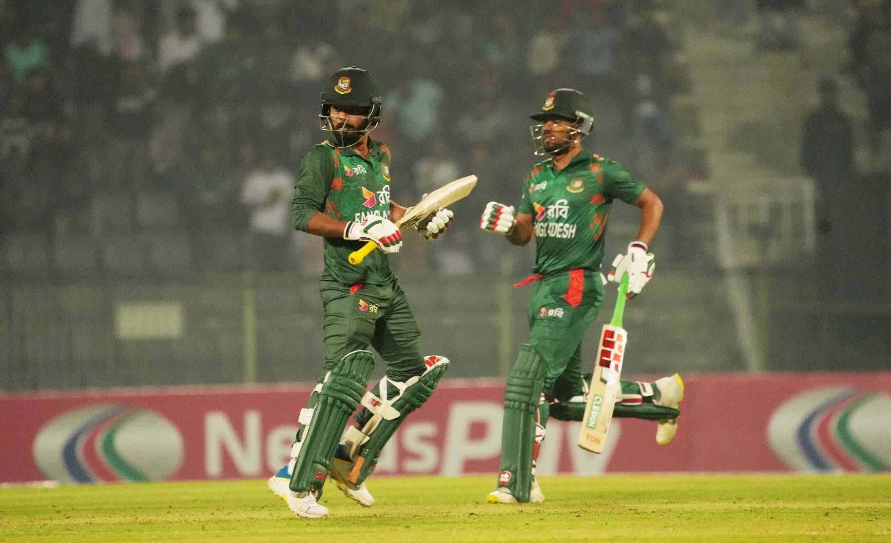 দাপুটে জয়ে সিরিজে ফিরেছে বাংলাদেশ