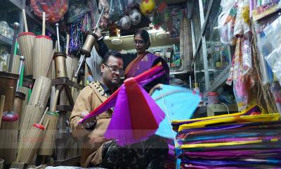 পৌষসংক্রান্তিতে ঐতিহ্যে-উৎসবে রঙিন পুরান ঢাকার আঙিনা