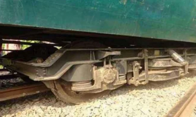 কক্সবাজারে বিশেষ ট্রেনের বগি লাইনচ্যুত, যোগাযোগ বন্ধ