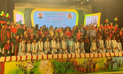 শিশু একাডেমিতে রুনা লায়লার সঙ্গে একই মঞ্চে গাইলো ১০০ শিশু শিল্পী