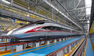 ঘণ্টায় ৩৫০ কিমি গতিতে সমুদ্রের ওপর ছুটছে বুলেট ট্রেন