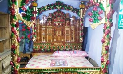 ডিপজলকে ২৫ লাখ মূল্যের খাট উপহার দিতে চান ভক্ত