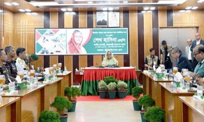 PM opens 24 dev projects, lays foundation stone of 5 others in Khulna