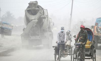 Dhaka dwellers asked to wear masks outdoors in hazardous air