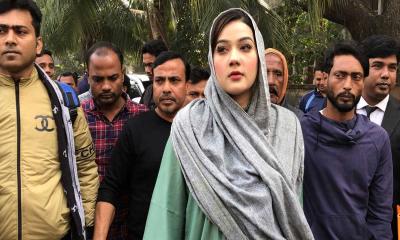 আদালতে ক্ষমা চাইলেন মাহিয়া মাহি