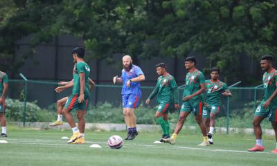 তারিককে ছাড়া আজ নামবে বাংলাদেশ