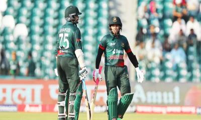Bangladesh tumbles for 193 against Pakistan in Asia Cup