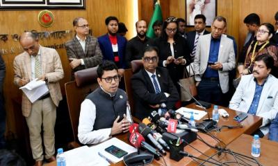 জিনিসপত্রের দাম বেশি নিলে ‘৩৩৩’ নম্বরে অভিযোগ