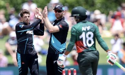 বৃষ্টিবিঘ্নিত ম্যাচে নিউজিল্যান্ডের জয়