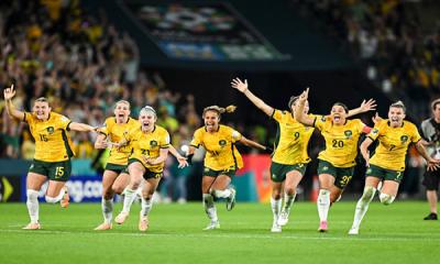 ফ্রান্সকে চমকে দিয়ে সেমিতে অস্ট্রেলিয়া