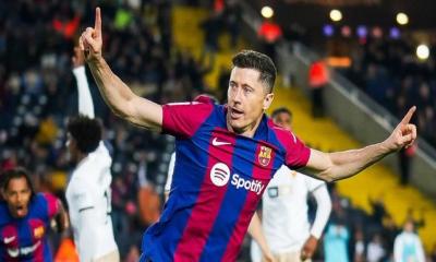 লেভানডভস্কির হ্যাটট্রিক, বার্সার জয়