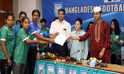 সিরাজ স্মৃতিতে  ইয়ারজান