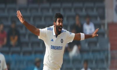 শীর্ষে বুমরাহ