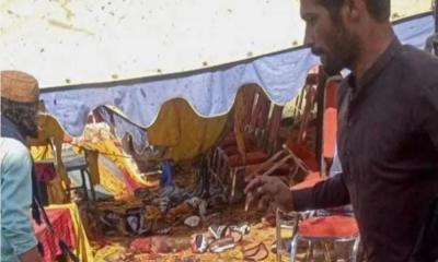 Dozens dead in Pakistan political gathering bomb blast