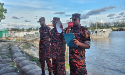 উপকূলে বৃষ্টি, পায়রা-মোংলায় ১০ নং মহাবিপদ সংকেত