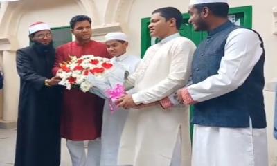 হাফেজ বশিরকে সংবর্ধনা ছাত্রলীগের