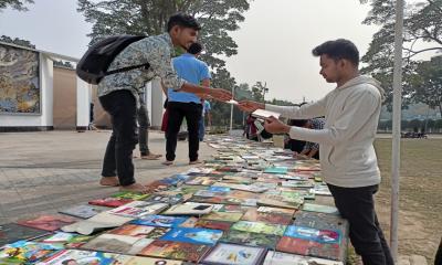 পুরাতন বইয়ের বিনিময়ে মিলছে নতুন বই