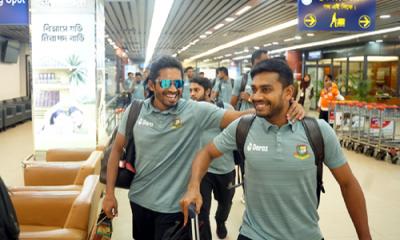 দেশে ফিরেছেন বাংলাদেশের ক্রিকেটাররা