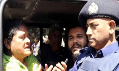 “গুলি করল” ছাত্রলীগ নেতা, পুলিশ “ধরল” ছাত্রদল নেতাকে