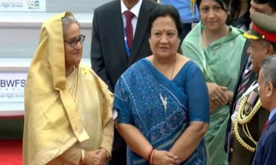 PM Hasina gets red carpet welcome on arrival in New Delhi