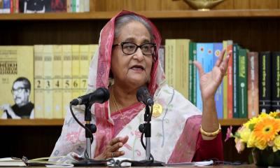 আমাকে উৎখাত করলে পরবর্তীতে কে আসবে?: প্রধানমন্ত্রী