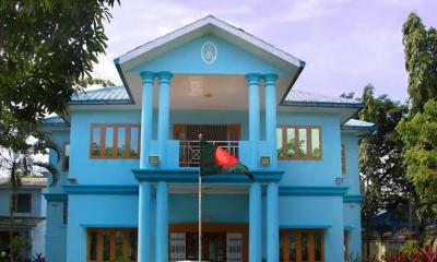 ইয়াঙ্গুনে নেওয়া হয়েছে রাখাইনের বাংলাদেশ মিশনের সবাইকে