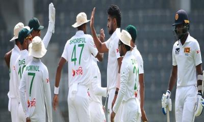 তোপের মুখে শ্রীলংকা