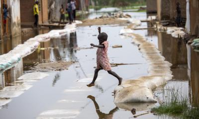 জলবায়ু পরিবর্তন: ছয় বছরে বাস্তুচ্যুত চার কোটি শিশু