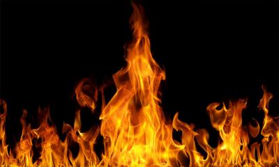 এবার চকবাজারে জুতার কারখানায় আগুন