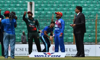 হোয়াইটওয়াশ করতে চাওয়া আফগানরা ব্যাটিংয়ে