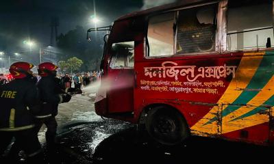 4th in a row, another bus set on fire in Gulistan