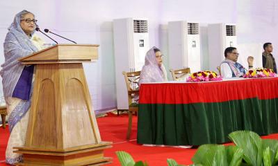 বিদেশি মুরব্বিদের পরামর্শ  বাংলাদেশে চলে না: শেখ হাসিনা