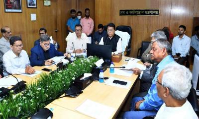 সরকারি ছুটির চেয়ে শ্রমিকদের ছুটি কম দেওয়া যাবে না: প্রতিমন্ত্রী