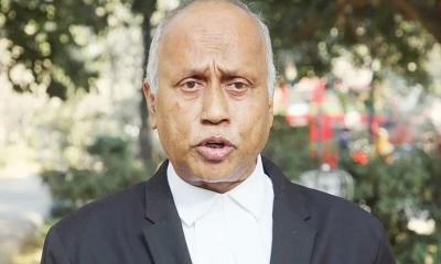 ড. ইউনূসের মামলা থেকে সরে দাঁড়ালেন আইনজীবী খুরশিদ আলম