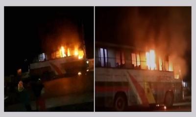 গাজীপুরে বাসে আগুন দিয়েছে দুর্বৃত্তরা