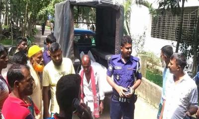 বাসচাপায় বাবা-ছেলের মৃত্যু, আহত মা