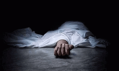 মা পরকীয়া প্রেমিকের সঙ্গে পালিয়ে যাওয়ায় মেয়ের আত্মহত্যা