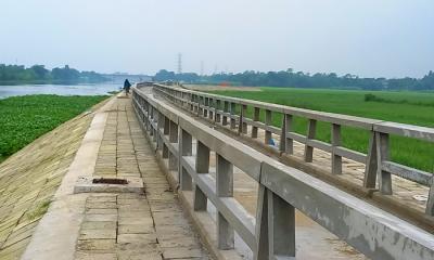 ডাকাতিয়া নদীর পাড়ে নান্দনিক ওয়াকওয়ে