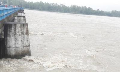 ডালিয়া পয়েন্টে বিপৎসীমা অতিক্রম করেছে তিস্তা নদীর পানি