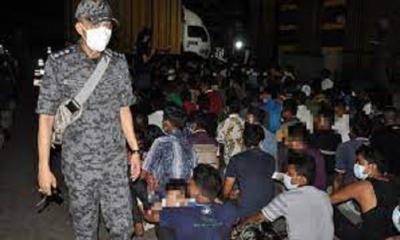 মালয়েশিয়ায় মার্কেটে অভিযান, বাংলাদেশিসহ ৫০০ অভিবাসী গ্রেফতার