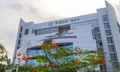 সচিব ছাড়া নির্বাচন কমিশনের কেউ গণমাধ্যমে কথা বলতে পারবে না