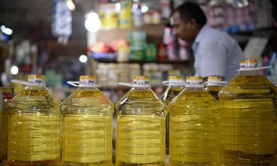 Soybean and palm oil price decreases