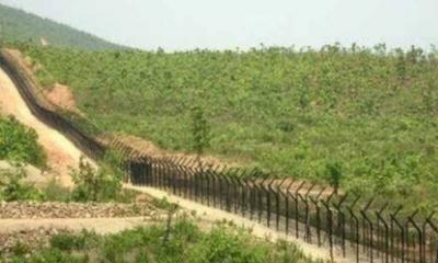 মিয়ানমারে গোলাগুলি চলছেই, বাংলাদেশ সীমান্তে ৬ শিক্ষাপ্রতিষ্ঠান বন্ধ ঘোষণা